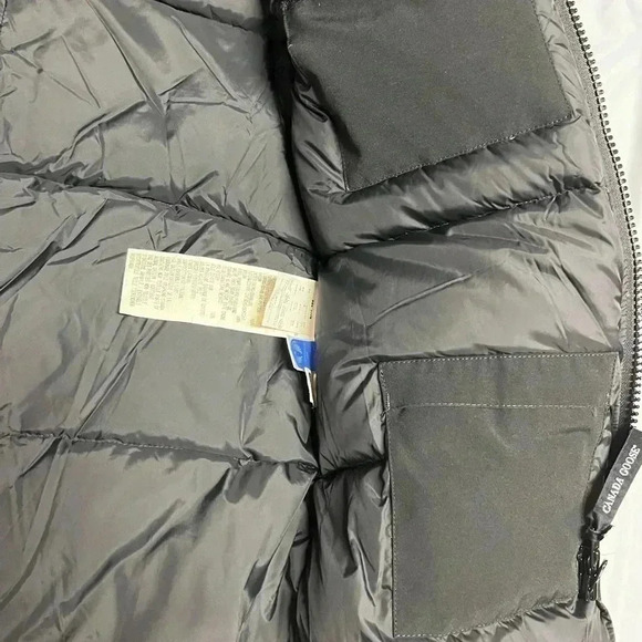 Canada Goose Parka  with fur for Men - Picture 9 of 13